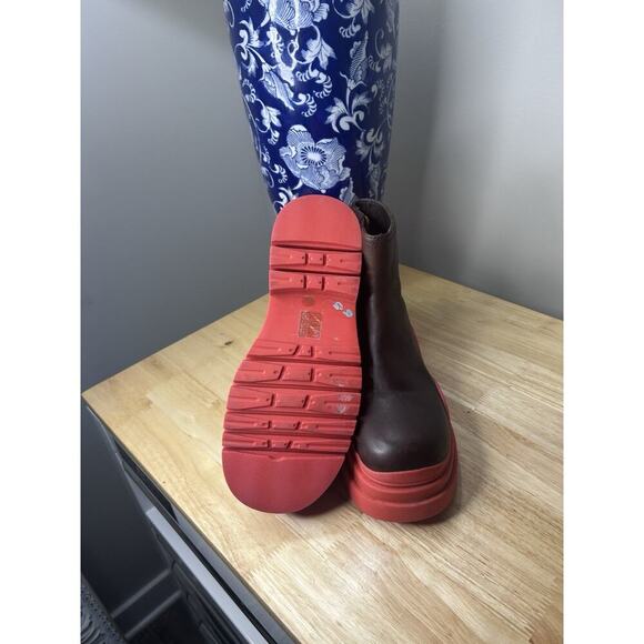 Jeffrey Campbell Sz 6 Brown Leather Platform Boots Chuncky Red Rubber Lug Sole - Picture 3 of 10